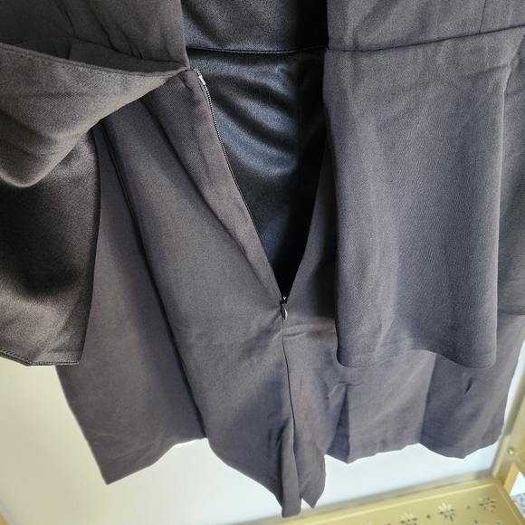 Romper - NWT dressy black short sleeve open back & zipper peplum shorts - Picture 11 of 17